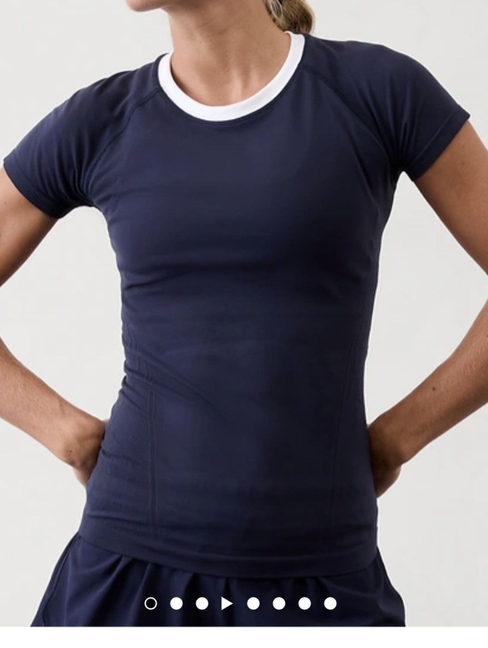 Athleta Motion Seamless Navy Blue  Tee with White Neckband. Ladies M. NWT.